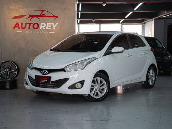 HYUNDAI HB20 1.6 PREMIUM 16V FLEX 4P MANUAL HYUNDAI HB20 1.6 PREMIUM 16V FLEX 4P MANUAL